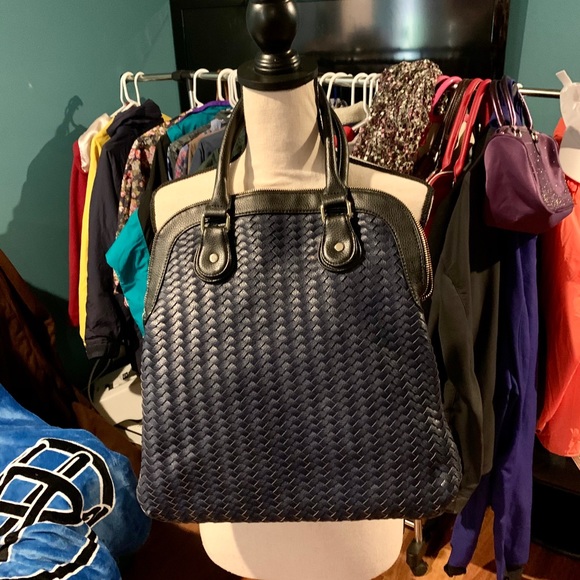 🔥MAKE OFFER🔥Woven Deux Lux Bag 🔥 - Picture 4 of 15